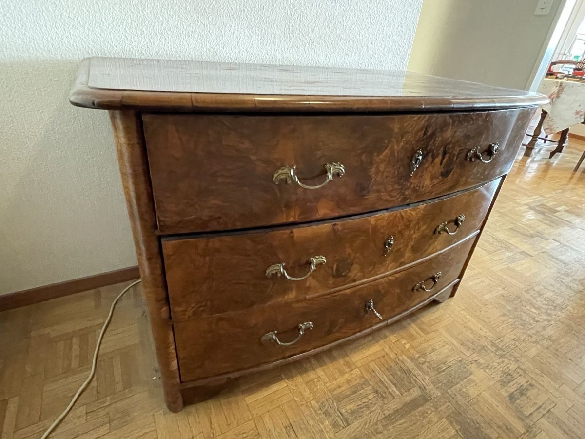 Kommoden: Commode Louis XV – Gebraucht aus Vernier von Cocopschit 1