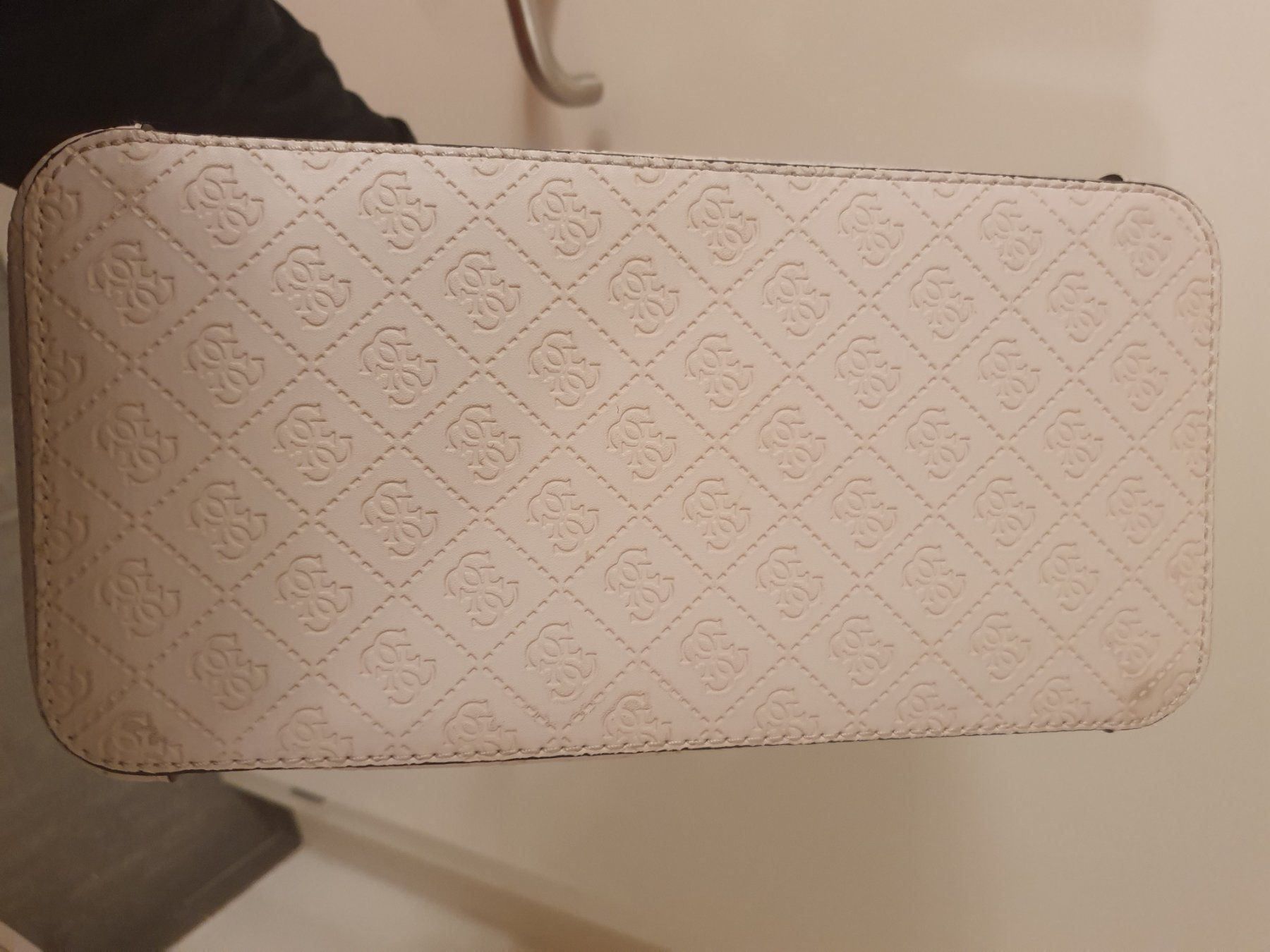 Guess Taschen für Damen: Guess Handtasche – Neu (gemäss Beschreibung) aus Thalwil von Briscolina 3
