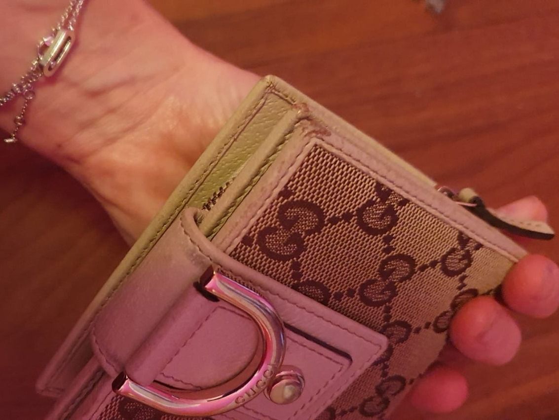 Gucci Portemonnaie: Porte-monnaie Gucci – Gebraucht aus St-Sulpice VD von juhdu 7