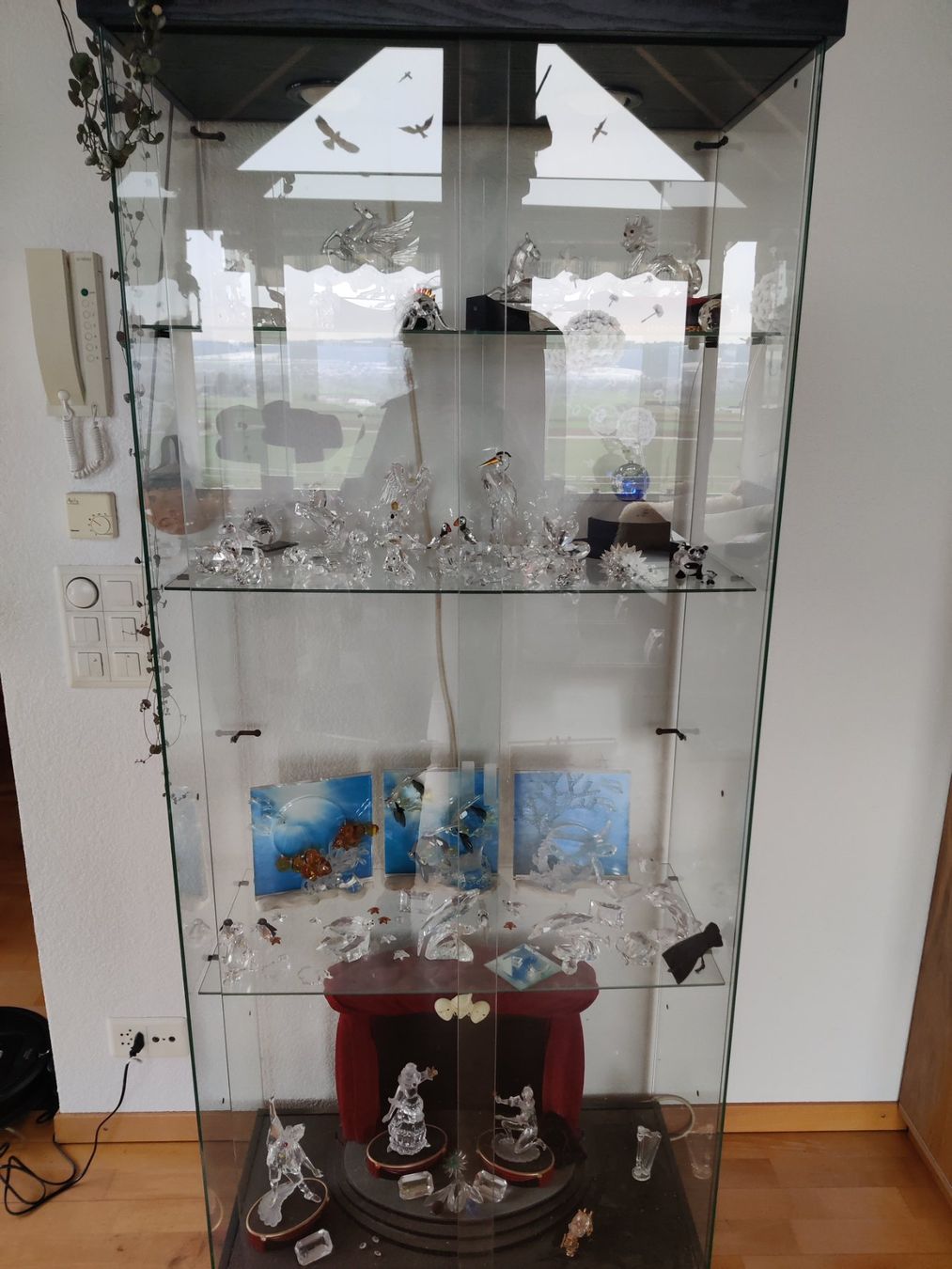 Swarovski Statuette: Div. Swarovski Figuren mit Vitrine – Usato da Bettlach venduto da Firestorm69