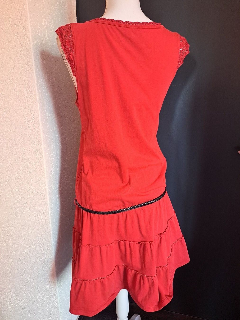 Kleider: Robe d'été rouge-grenat – Gebraucht aus Courrendlin von Aheinza 3