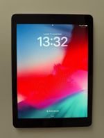 iPad (6ème génération - 2018) 32 Go Gris