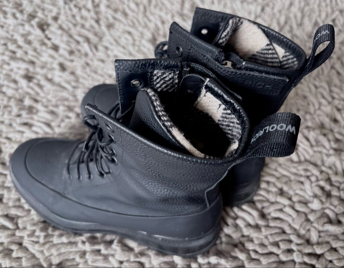 Woolrich Damenschuhe: Woolrich Winterstiefeletten schwarz/anthrazit Gr. 37 – Gebraucht aus Glattbrugg von Jaspis10 2
