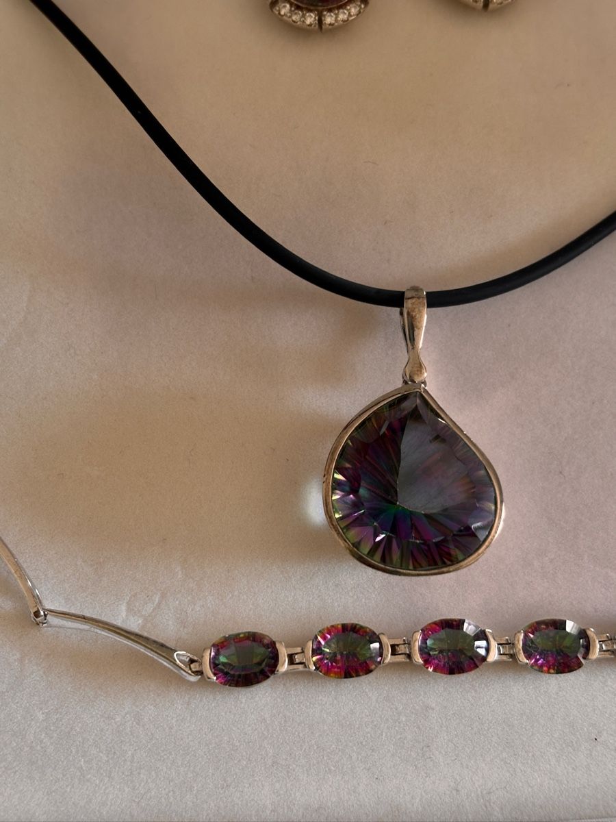 Altri gioielli: Set gioielli mistici arcobaleno: anello, orecchini, braccial – Nuovo (secondo la descrizione) da Paradiso venduto da fio_mhn6 1