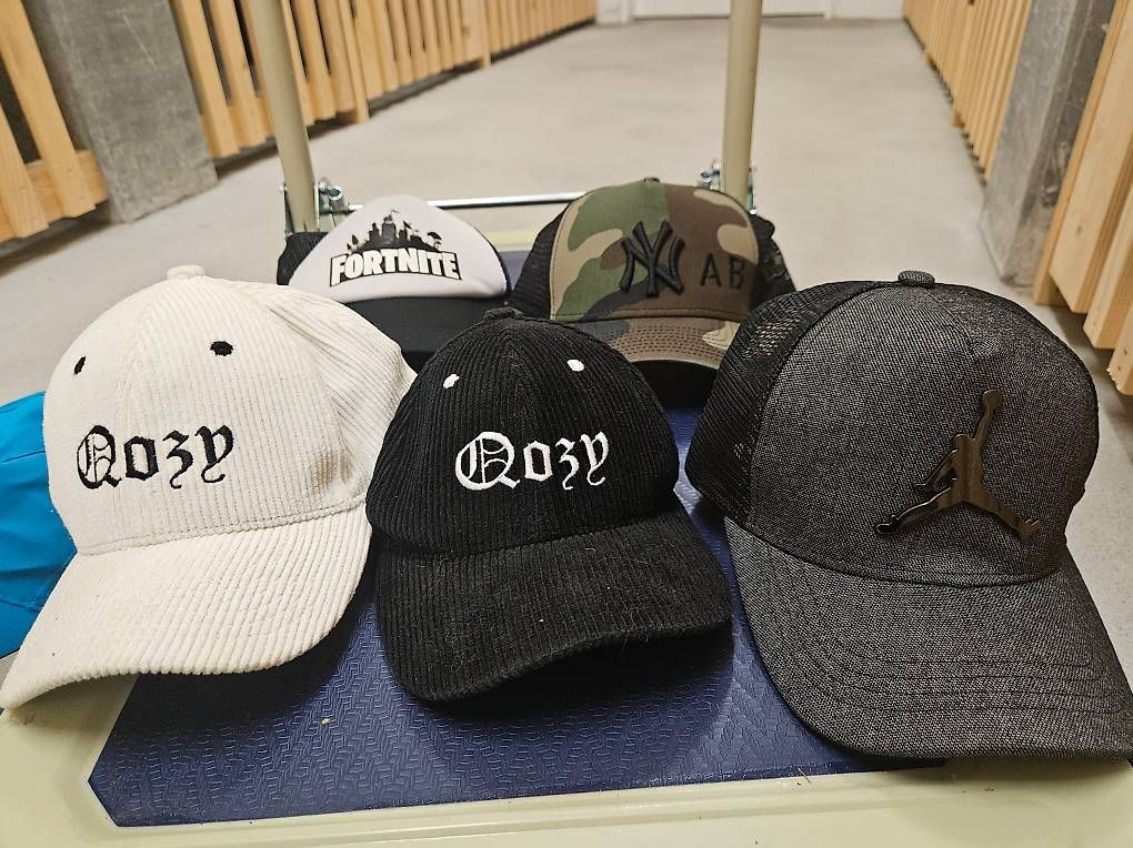 Autres vêtements & accessoires: Cap – D'occasion à Sirnach par magdallena6