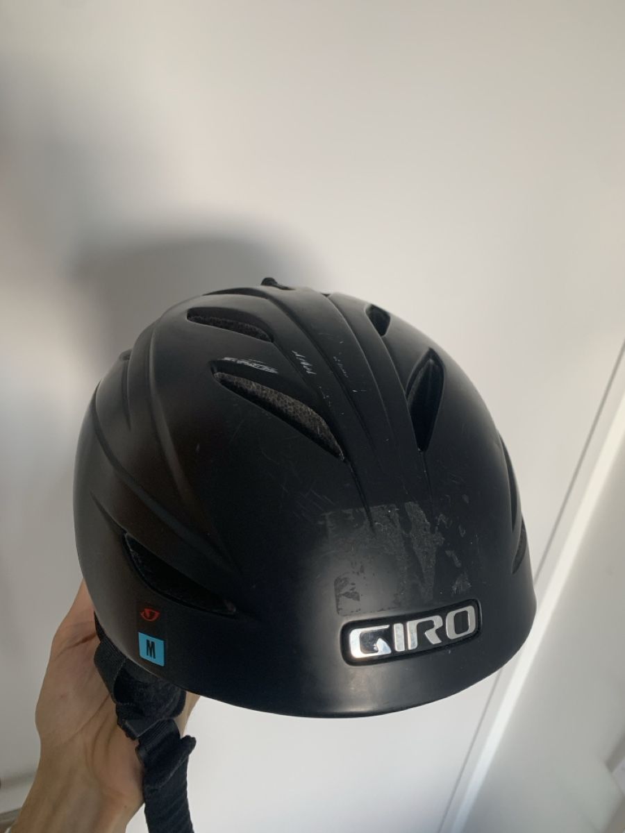 Giro Caschi: Giro Skihelm Grösse: M verstellbar – Usato da Dübendorf venduto da akosbertalot
