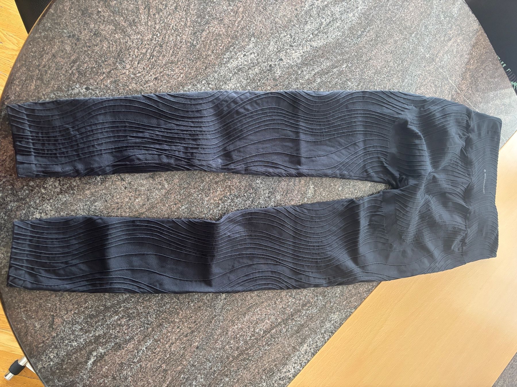 Oceansapart Leggings: Oceans Apart Gr.M – Usato da Hasliberg-Hohfluh venduto da hasliberg79 2