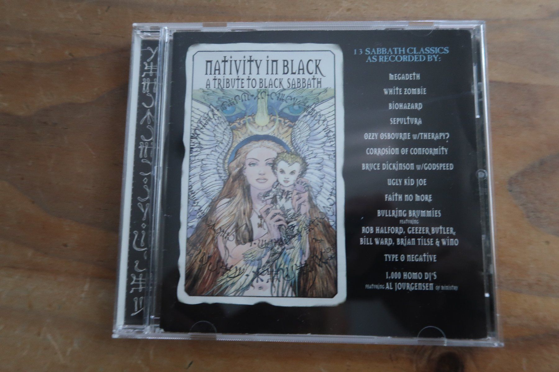 CDs: NATIVITY IN BLACK - TRIBUTE TO BLACK SABBATH - CD – Gebraucht aus Basel von Patiscat