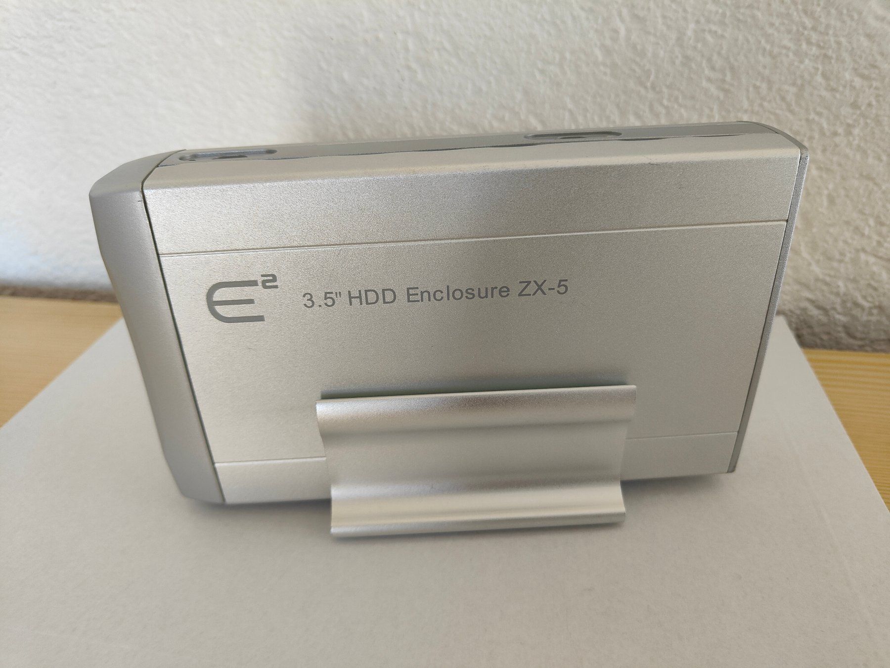 Dischi rigidi: Pyrogate X-Case 3,5 Hard Disk & Maxtor Hard Disk 200 GB – Usato da Wetzikon ZH venduto da Matrixx7 5