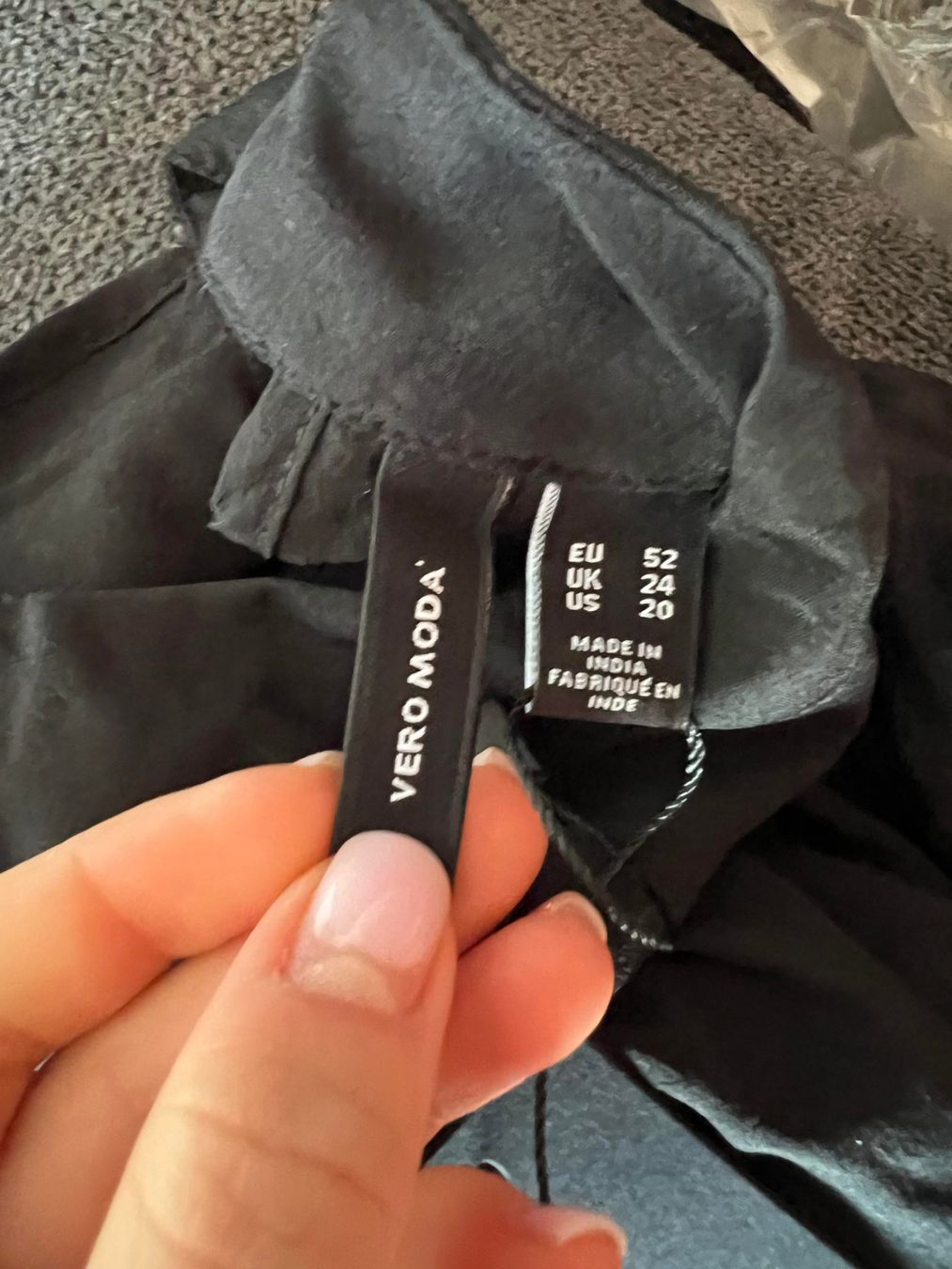 Vero Moda Vestiti: Neues Kleid XL Vera Moda – Nuovo e nell'imballaggio originale da Riehen venduto da edu_92w7 4