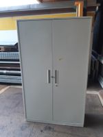 Massiver Metall-Schrank, 5 Tablare, Pos. 3