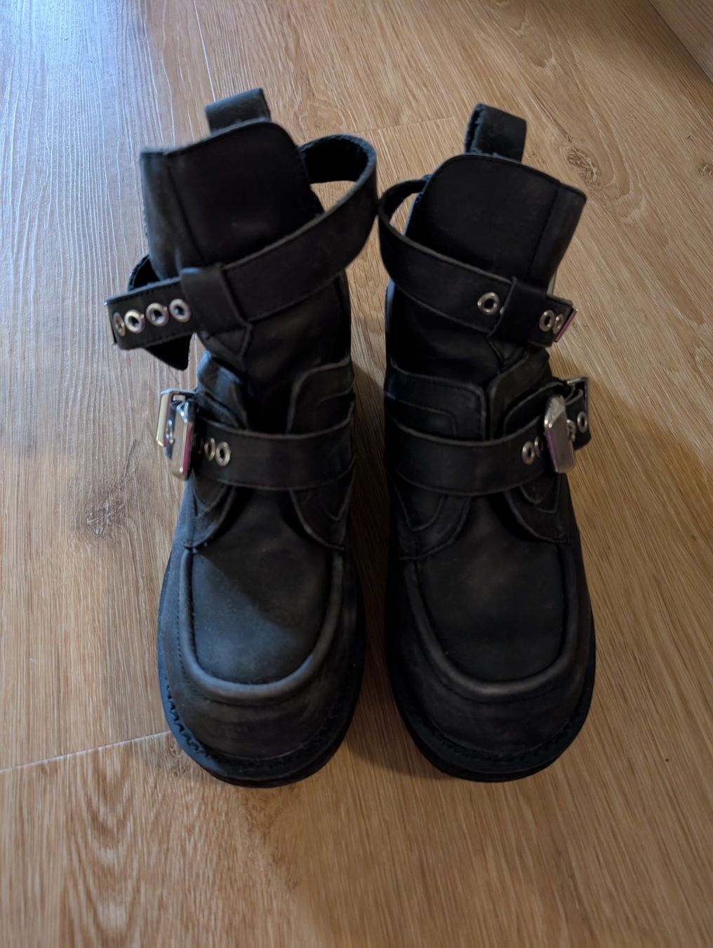 Scarpe da donna: Jeffrey Campbell Coltrane Schuhe – Usato da Frauenfeld venduto da Shiranui