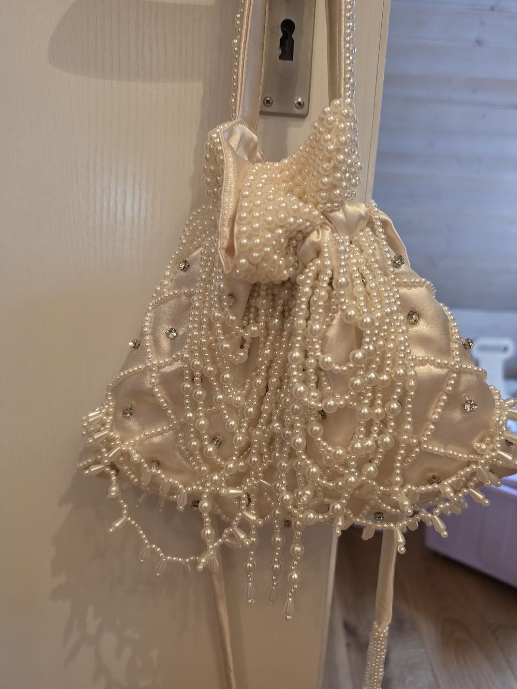 Borse da donna: Abendtasche Hochzeit – Nuovo (secondo la descrizione) da Kefikon TG venduto da Livline