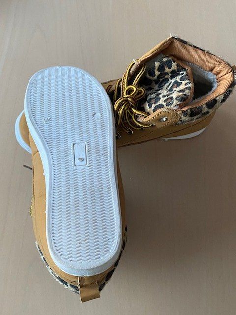Scarpe da donna: Boots Gr. 39, Leo-Muster – Usato da Ergisch venduto da July64 2