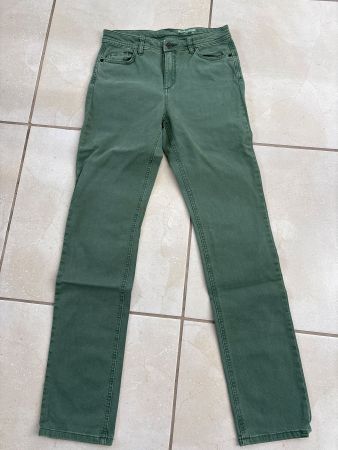 edc Straight Fit Jeans, Grösse 36/32, grün - NEU!