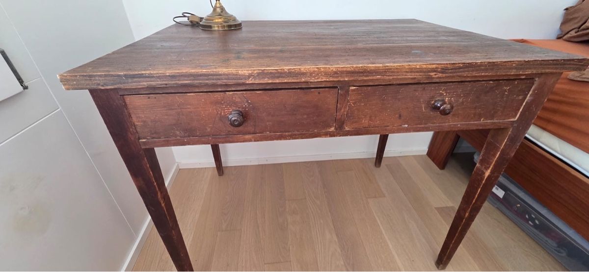 Tische: Holztisch – Gebraucht aus Basel von javs_00 2