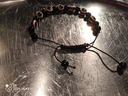 Armband mit Glasperlen