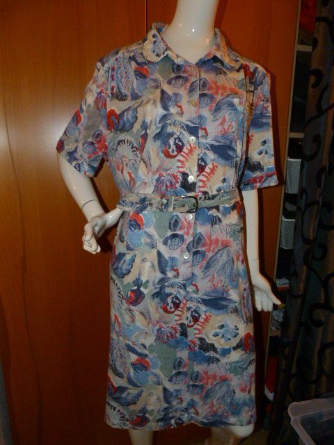 Vestiti: Shirtkleid, Gr. 46, weiss-bunt – Usato da Nunningen venduto da Fashion-Ave51 1