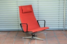 Eames Aluminium Chair EA 124 / Vitra