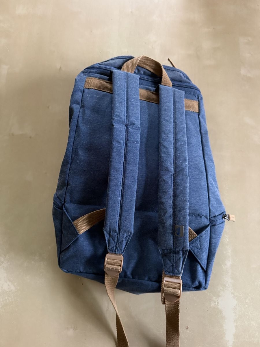 Quiksilver Zaini: Quiksilver Rucksack 23l – Usato da Kappelen venduto da nicole.vaucher 2