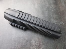 Mossberg Vorderschaft FAB mit 3 rails / NEU