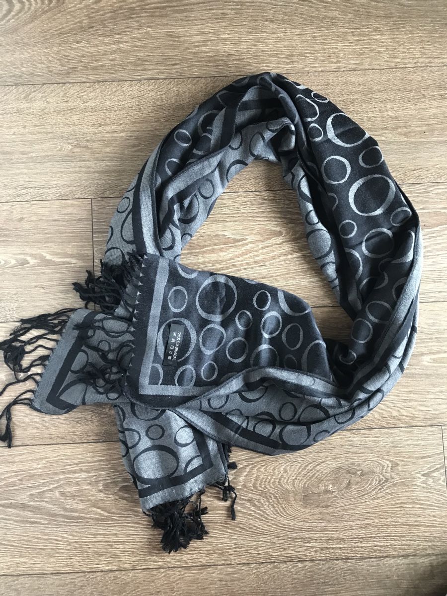 Foulard & Sciarpe: Écharpe 100% Cachemire, douce et chaude – Nuovo (secondo la descrizione) da Grimisuat venduto da eliseba88
