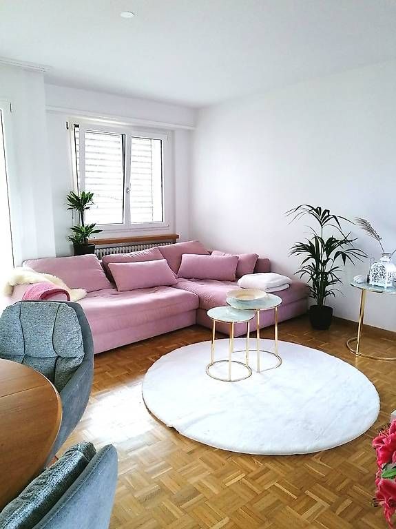 Divani: Bequemes Sofa in Hellrosa – Usato da Zürich venduto da nan_s2tm