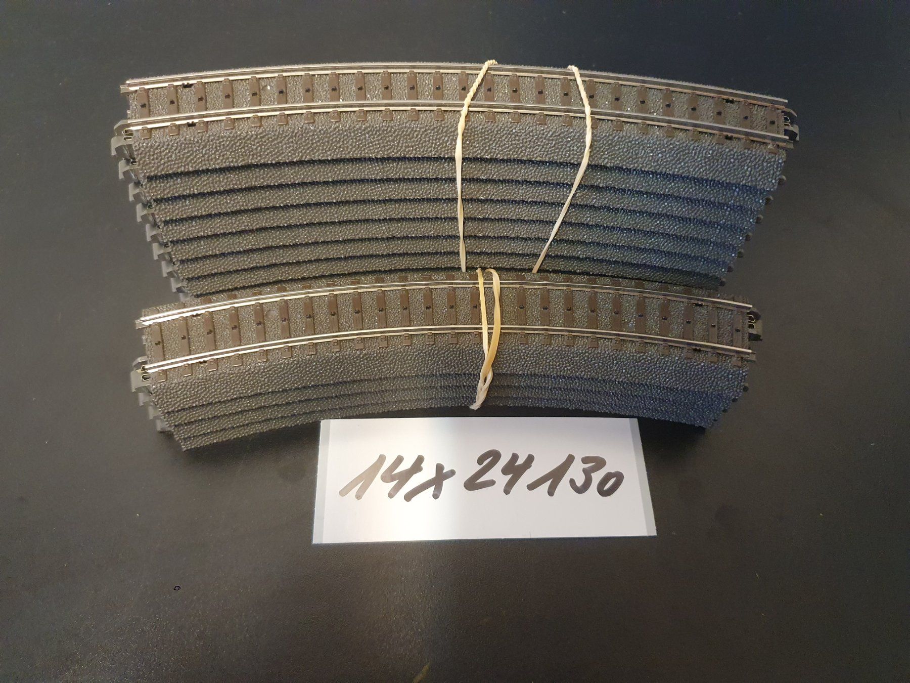 Märklin Modellini di ferrovie: MÄRKLIN: 14 X C-GLEIS 24130 GEBOGEN – Usato da Biglen venduto da taunus82