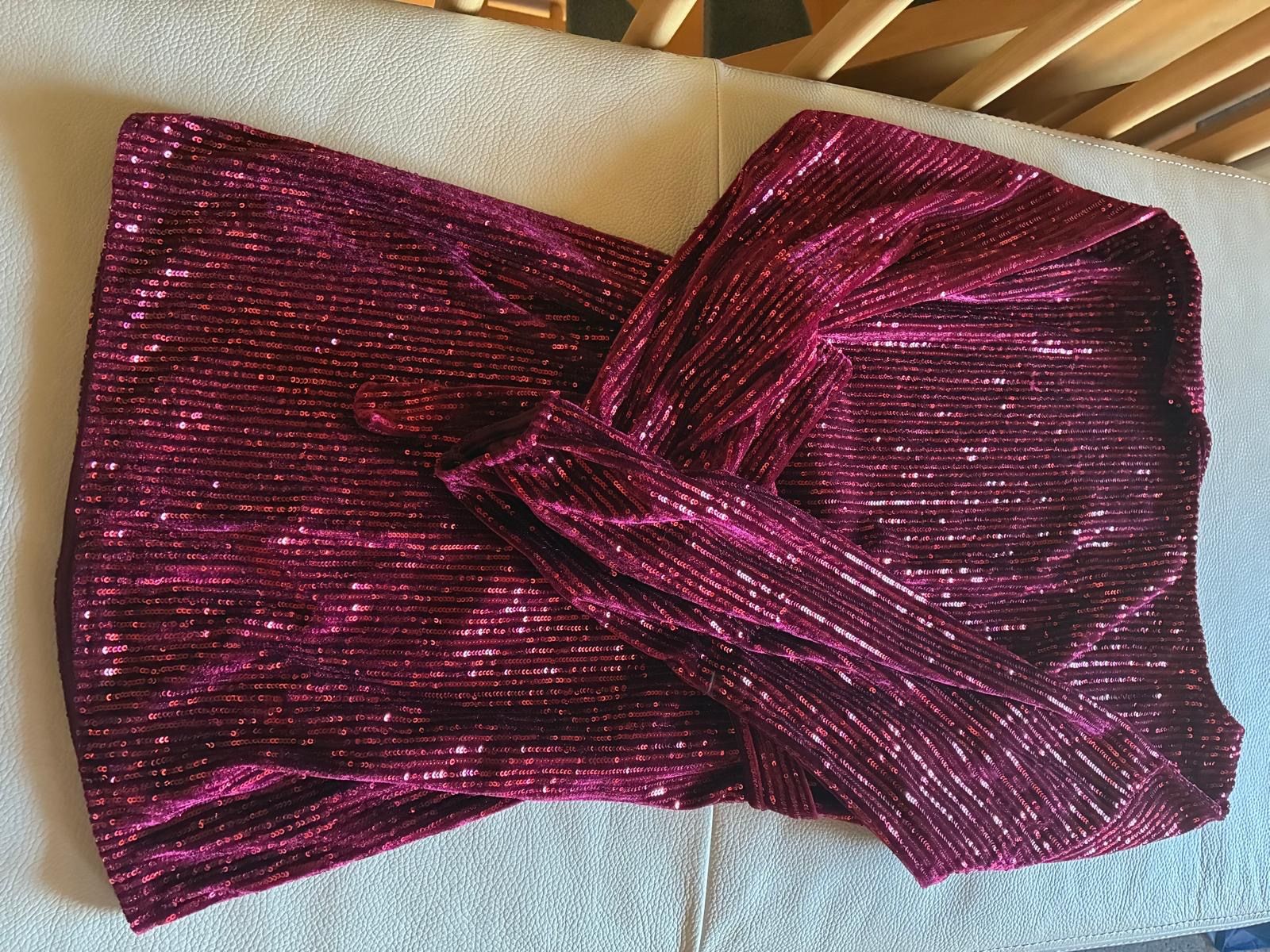 Vestiti: DRESS – Nuovo (secondo la descrizione) da Rümlang venduto da har_z6qv 2