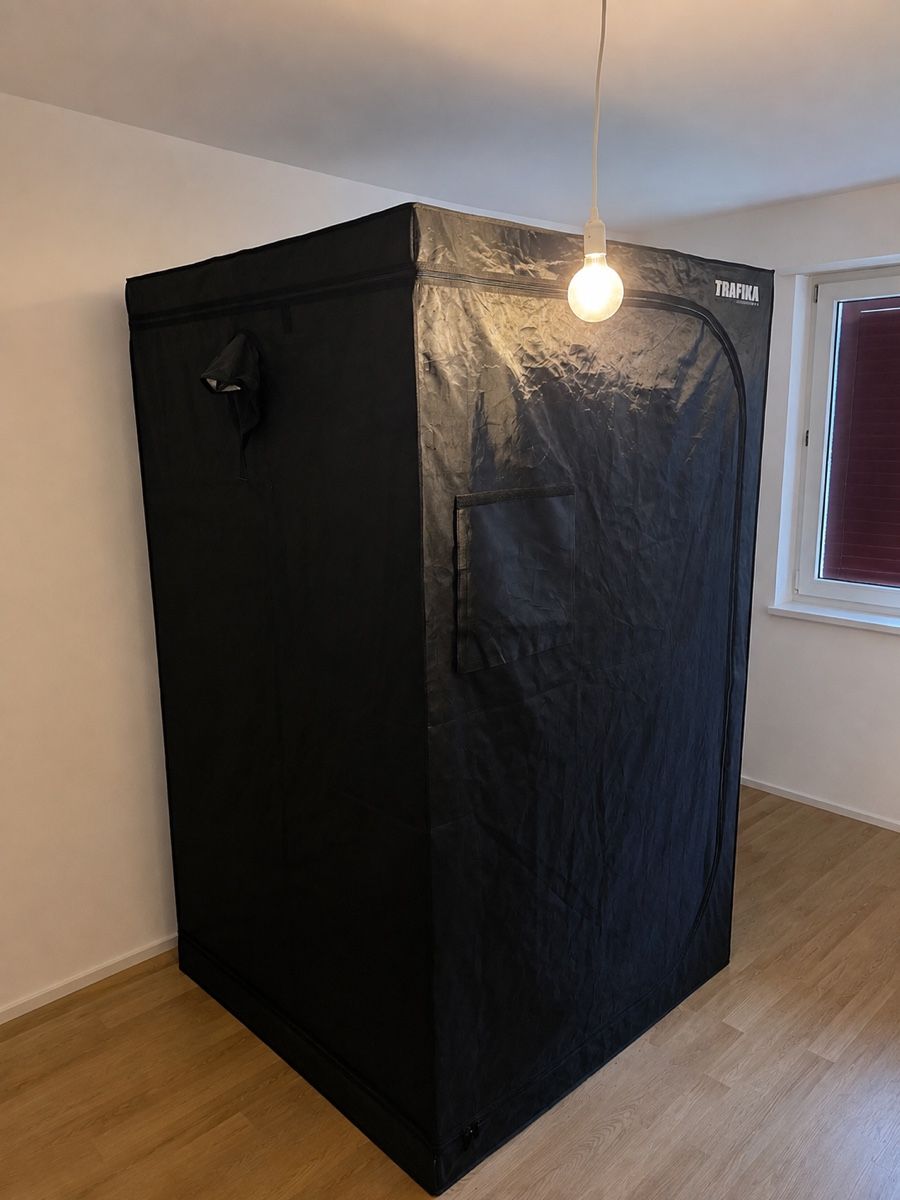 Sonstiges: Growzelt – Gebraucht aus Luzern von Kapellbrueckler