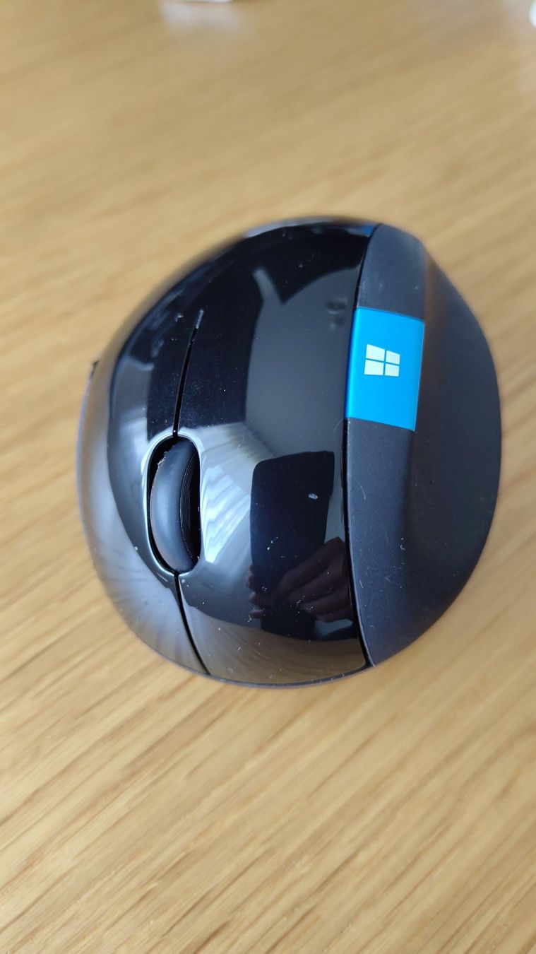 Microsoft Mouse: Microsoft Sculpt Ergonomische PC Maus, Ersatzteilspender – Difettoso da Ballwil venduto da bom_ar 3