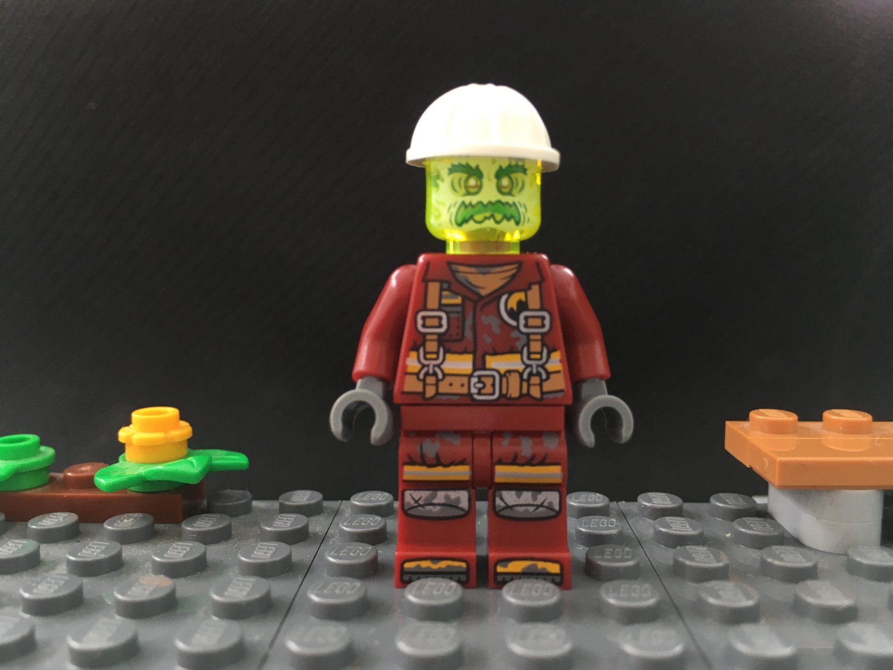 Lego Kit di costruzioni: Lego Hidden Side Minifigur - hs064 - Pete Peterson – Nuovo (secondo la descrizione) da St.Gallen venduto da Punktchen01