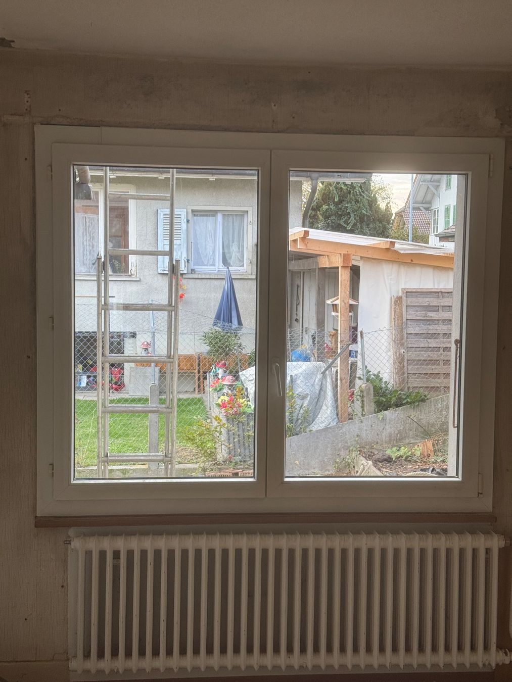 Fenêtres: Fenster – D'occasion à Gwatt ((Thun) par Fipu2666 2