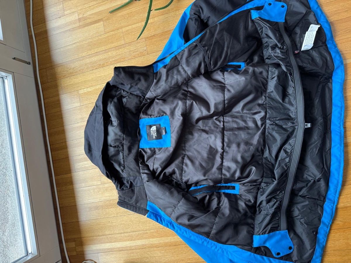 North Face Jacken: Herrensnowboardjacke – Gebraucht aus Luzern von CB.Lu 2