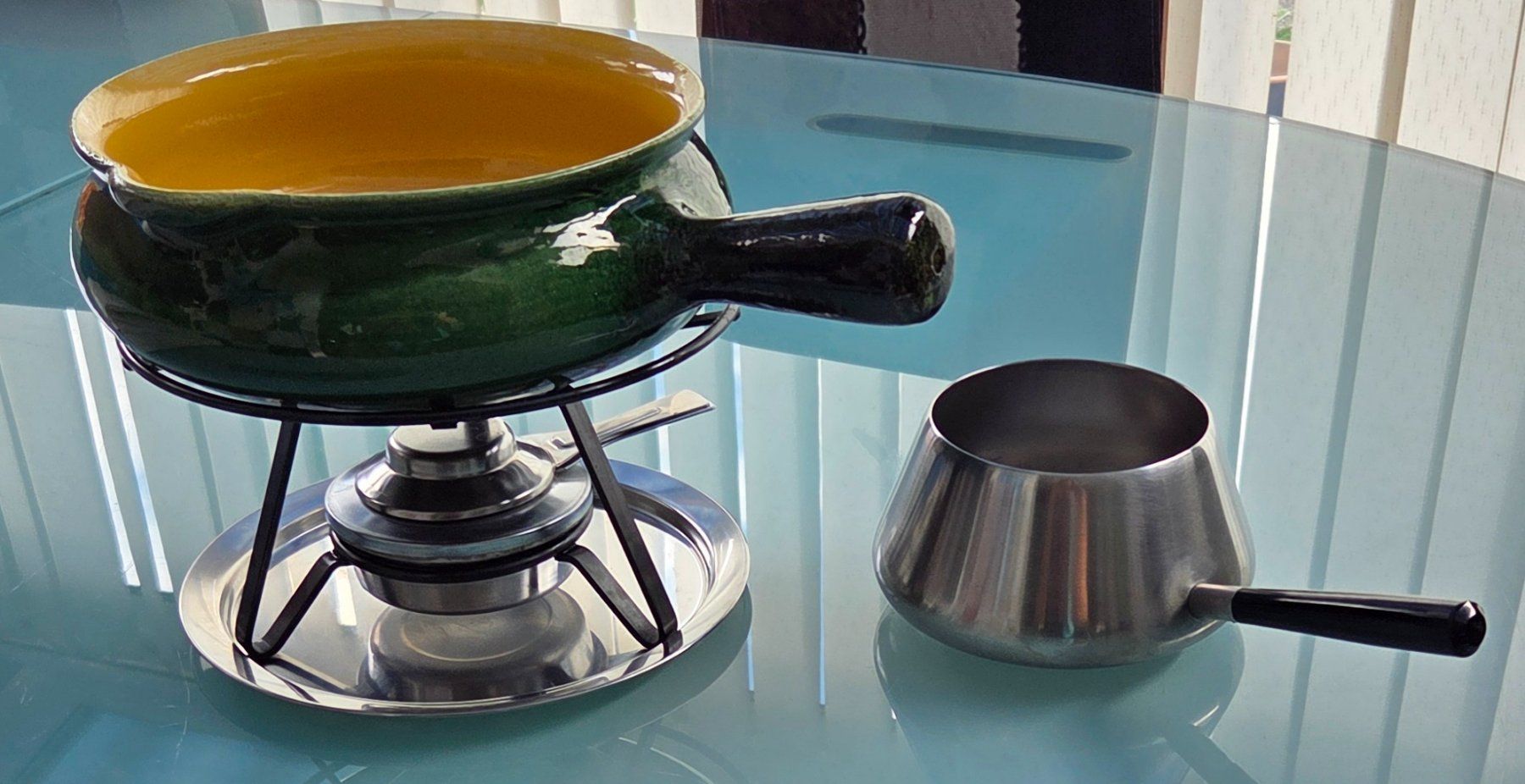 Set di piatti: Fondue-Set komplett, Keramik, Topf, Teller – Usato da Pratteln venduto da Barfuss999 4