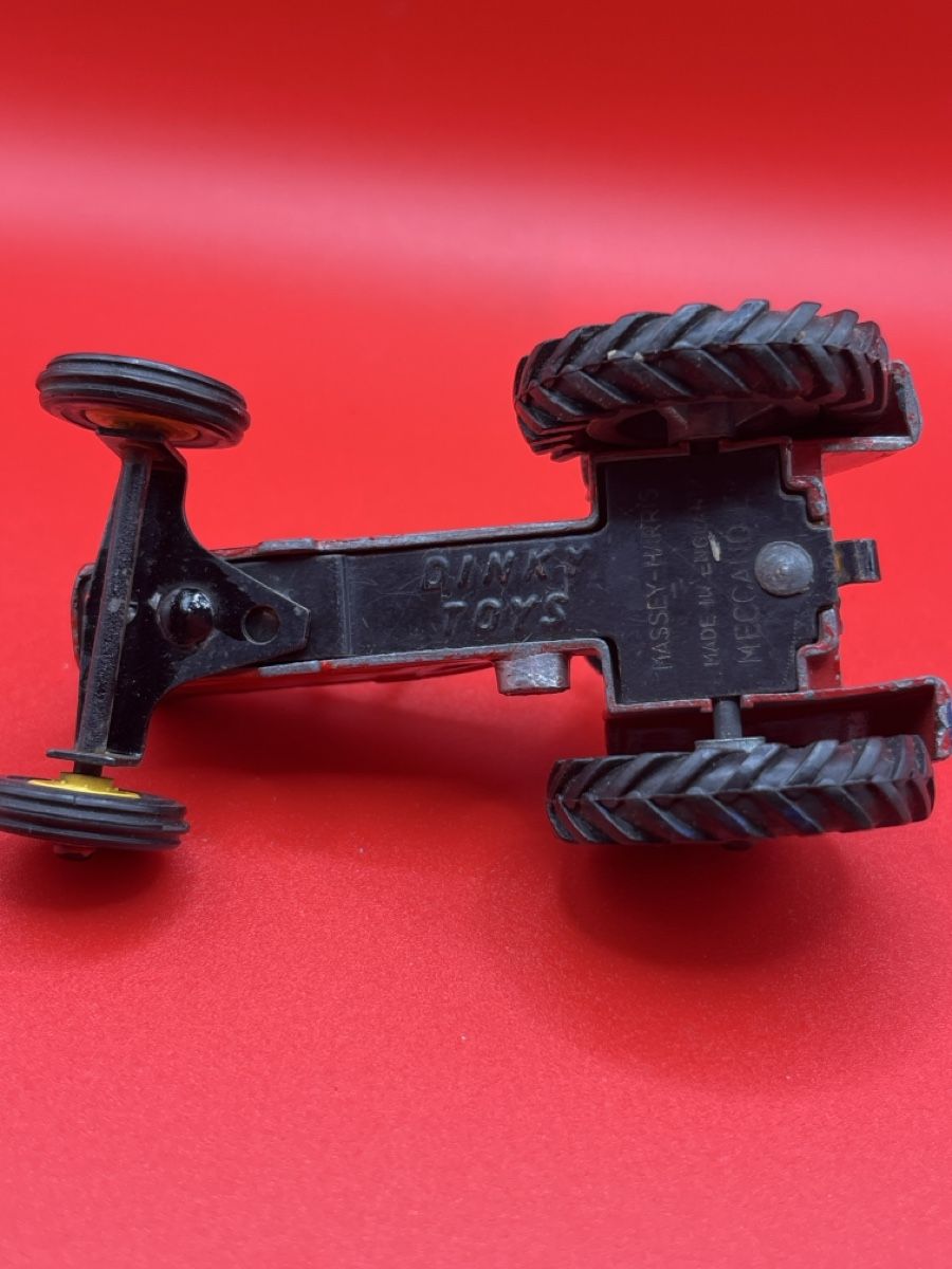 Dinky Toys Modellini d'auto: Dinky Toys Massey Harris Traktor – Usato da Root venduto da 156500 4