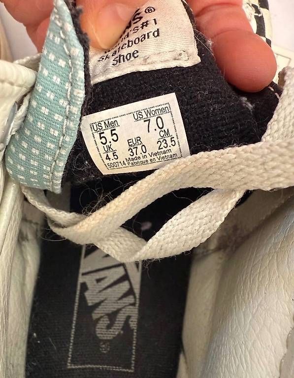 Herrenschuhe: Vans eu37 – Gebraucht aus Vex von nat_26l5 1