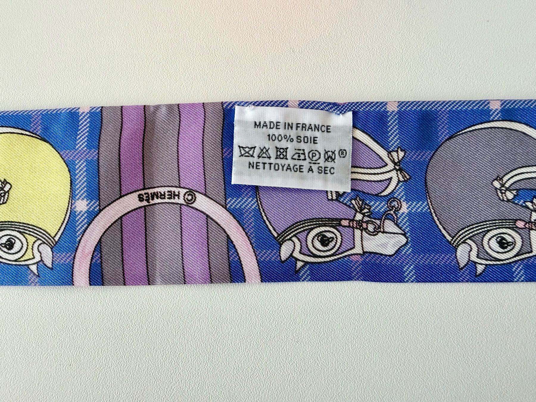 Hermès Foulard & Sciarpe: Superbe twilly HERMES-Paris "Tatersale” 100% soie, avec box – Nuovo (secondo la descrizione) da Le Mont-sur-Lausanne venduto da luxurylover 2