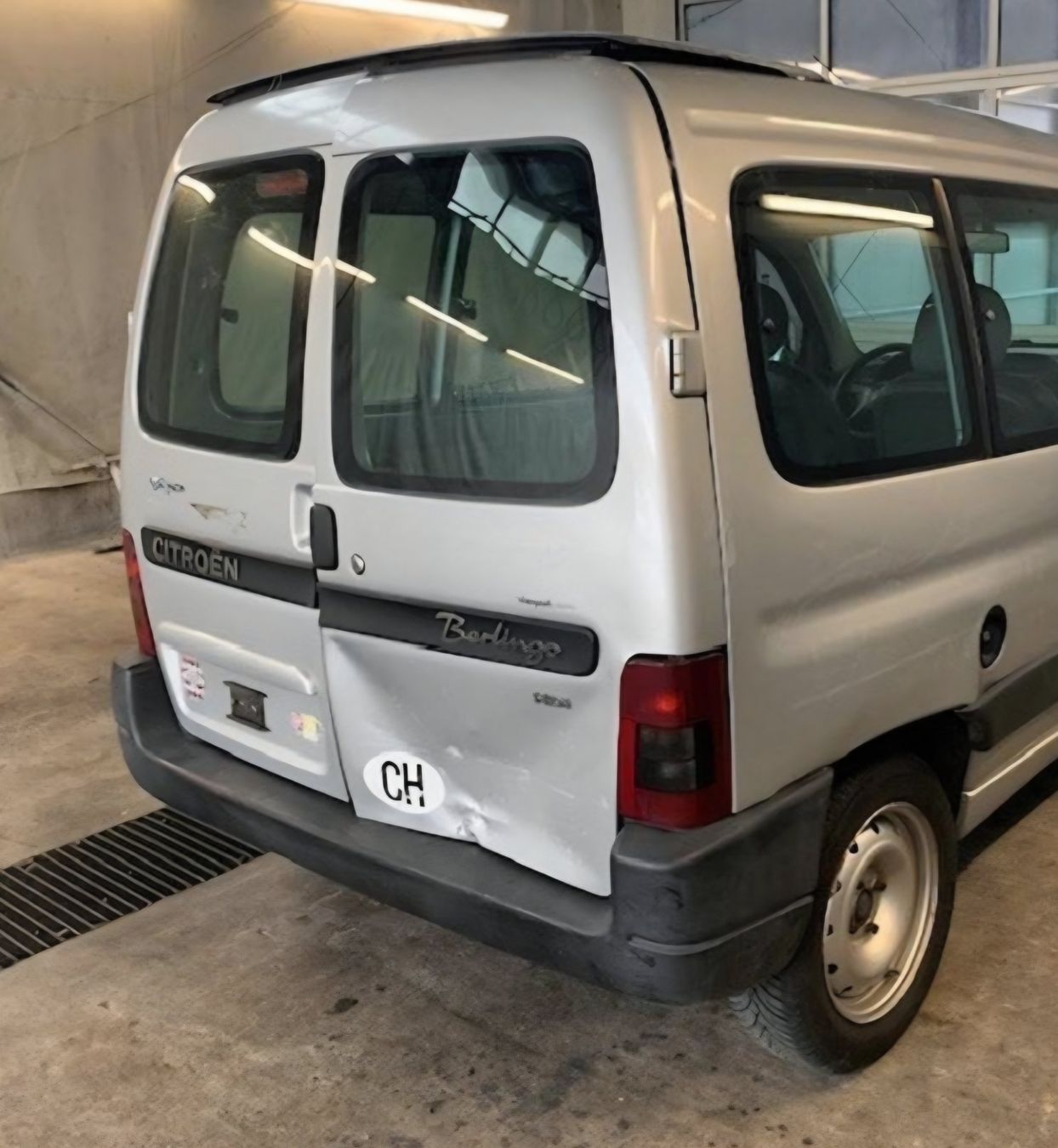 Citroën Automobili: Citroen berlingo 2.0hdi – Usato da staffelbach venduto da del_gj7b 8
