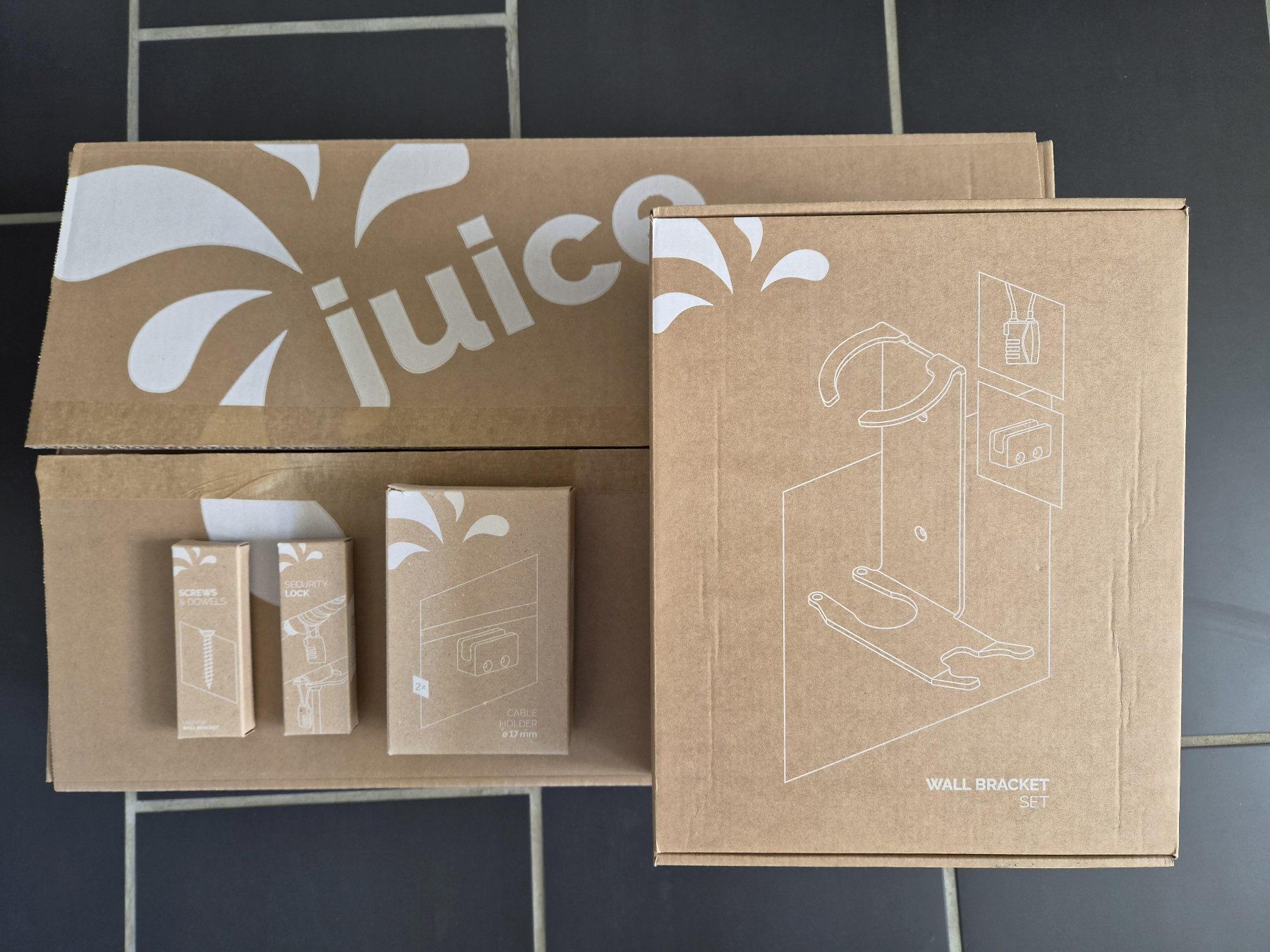Juice Caricabatterie: Juice Booster 2 Basic Set Schweiz Typ2 – Usato da Ulisbach venduto da mironebraska 7