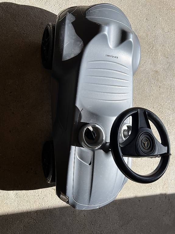 Fahrzeuge für Kinder: Voiture pour enfant  – Gebraucht aus St-Cierges von Gw. 1