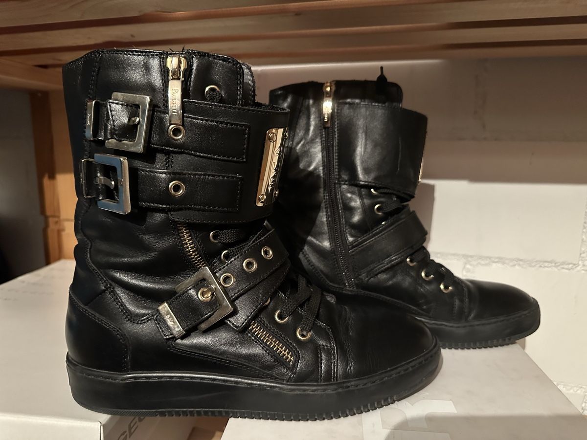 Damenschuhe: Schwarze Leder Boots von Cesare Paciotti, Gr. 36 – Gebraucht aus Dällikon von Sueworld 1