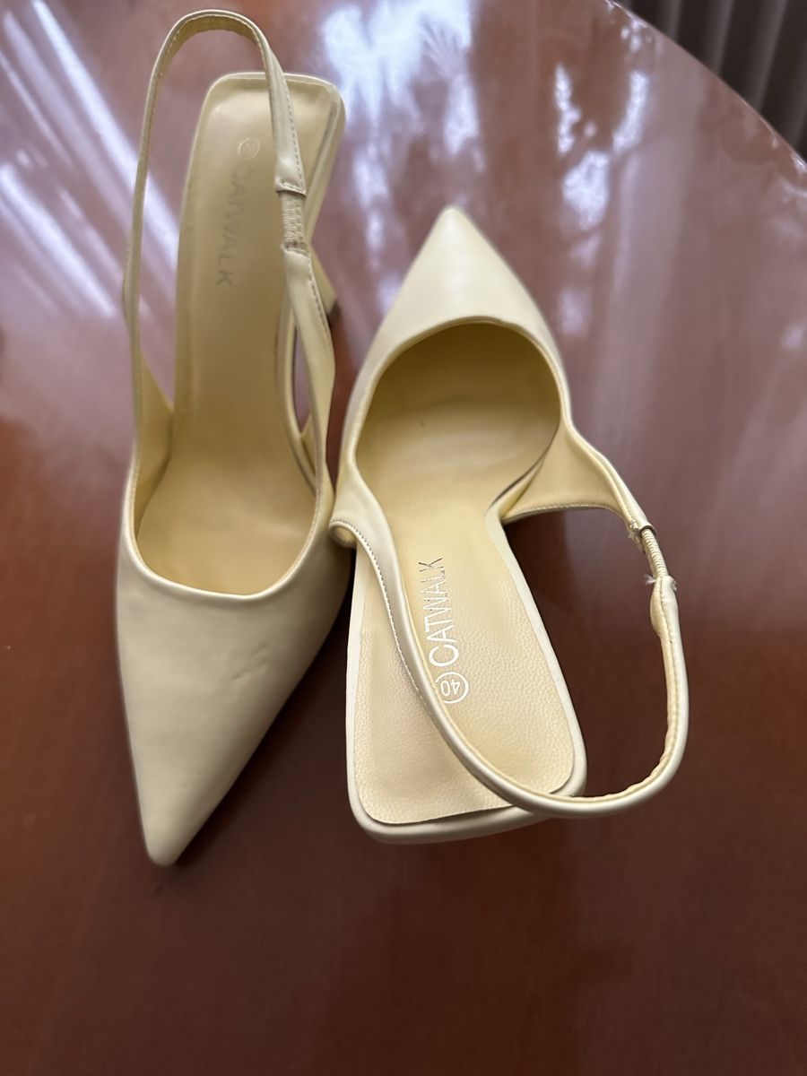 Damenschuhe: Damen Sommer Schuhe Gr40 Neu – Neu (gemäss Beschreibung) aus Basel von Ivana_4 1