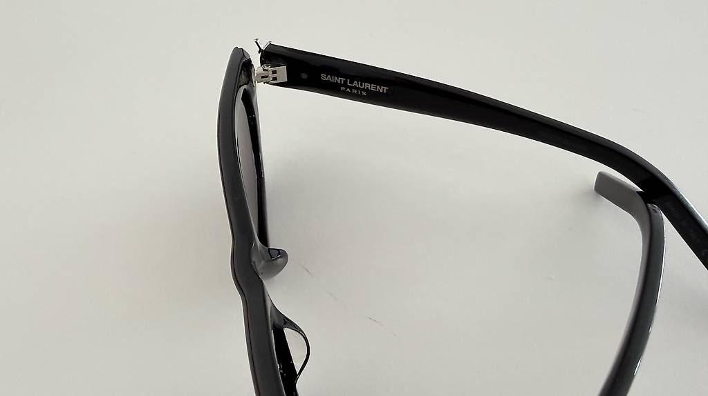 Brillen & Gläser: Yves Saint Laurent Sonnenbrille  – Gebraucht aus Arlesheim von vikito 1
