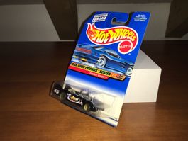Double Vision 1/64 Hot Wheels Car-Toon Friends Series
