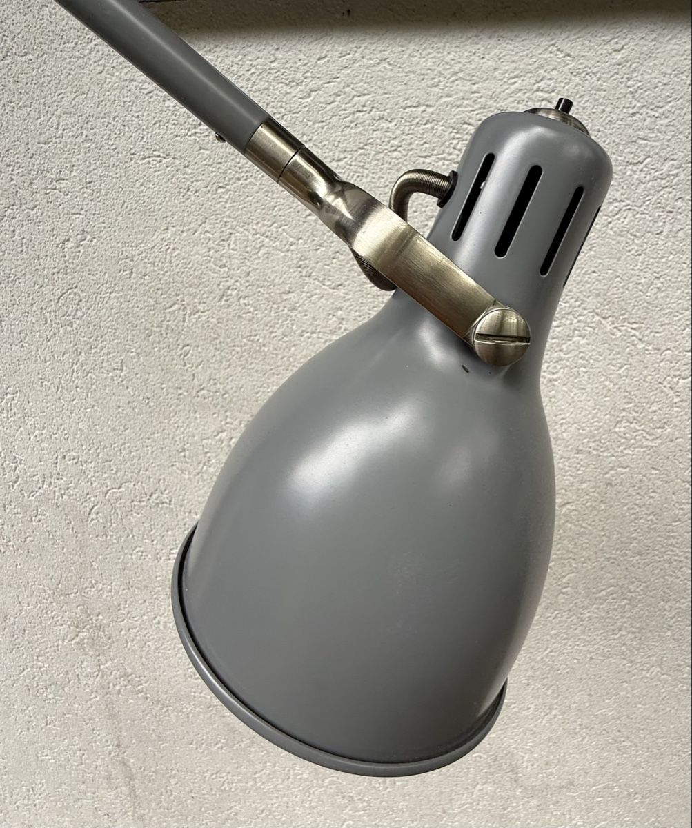 Lampade: Industrielook-Stehlampe grau verstellbar gebraucht – Usato da Affoltern am Albis venduto da cherries 1