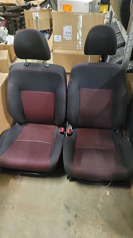 Honda Alle Autoersatzteile: Sitze Honda Civic EP2 Sport – Gebraucht aus Beringen von dariocon