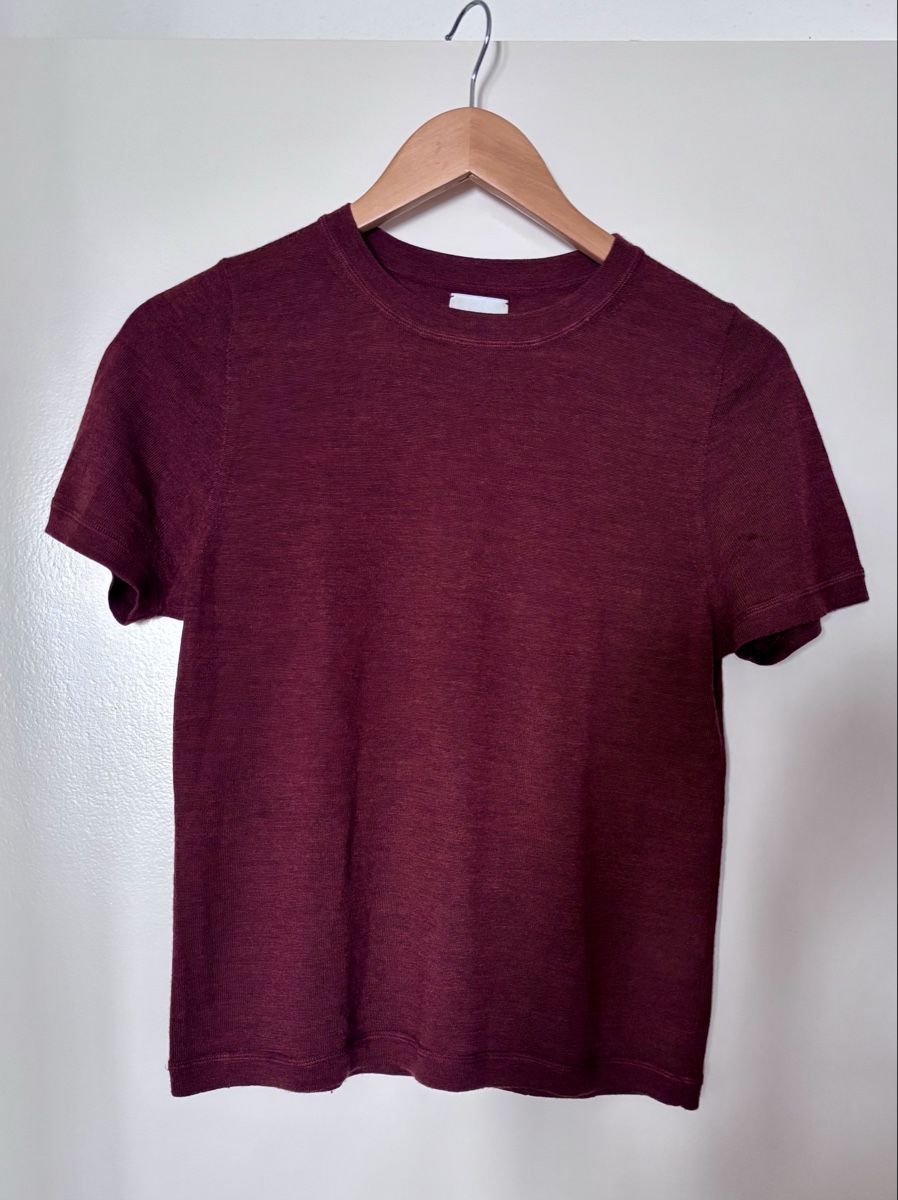 Top: Collection Mon amour Merino Shirt – Usato da Zürich venduto da Ellex