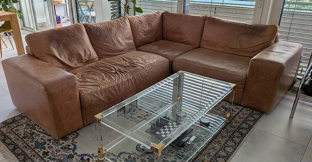 Sofas: Canapé en cuir à donner – Gebraucht aus Lausanne von MA1004 1