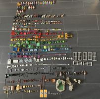 Über 700 Teile von Playmobil 
